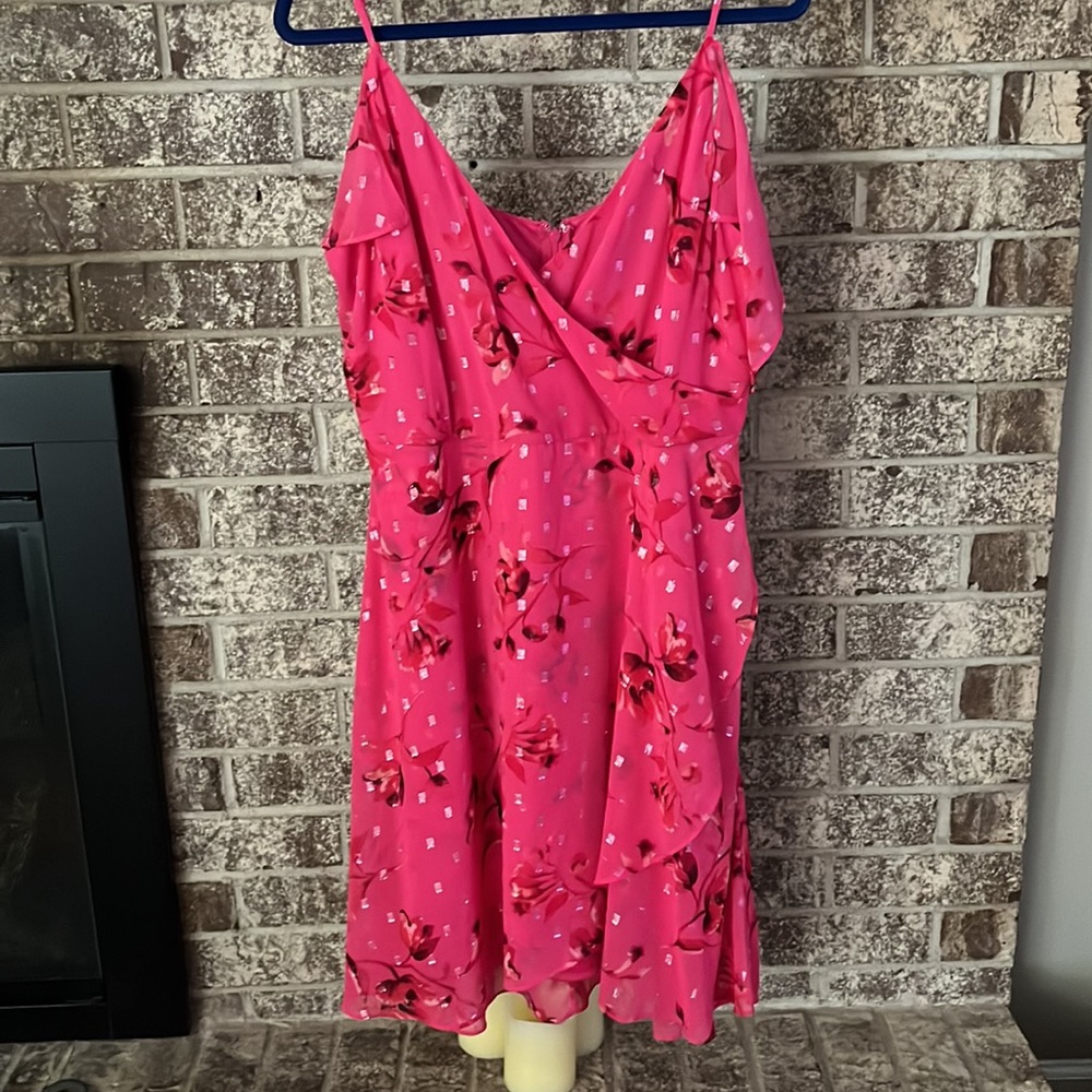 NWT WHBM Bright pink floral sleeveless dress size 12